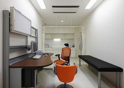 鈴木糖尿病内科院内の様子「診察室」